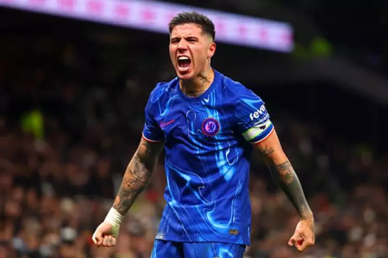 إنزو فيرنانديز: تحقيق كأس العالم للأندية هو الهدف الأساسي لتشيلسي ويمثل إنجازًا تاريخيًا للنادي