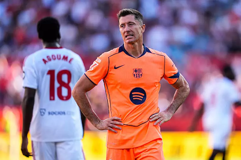 ليفاندوفسكي يعود لتدريبات برشلونة | يلاكورة