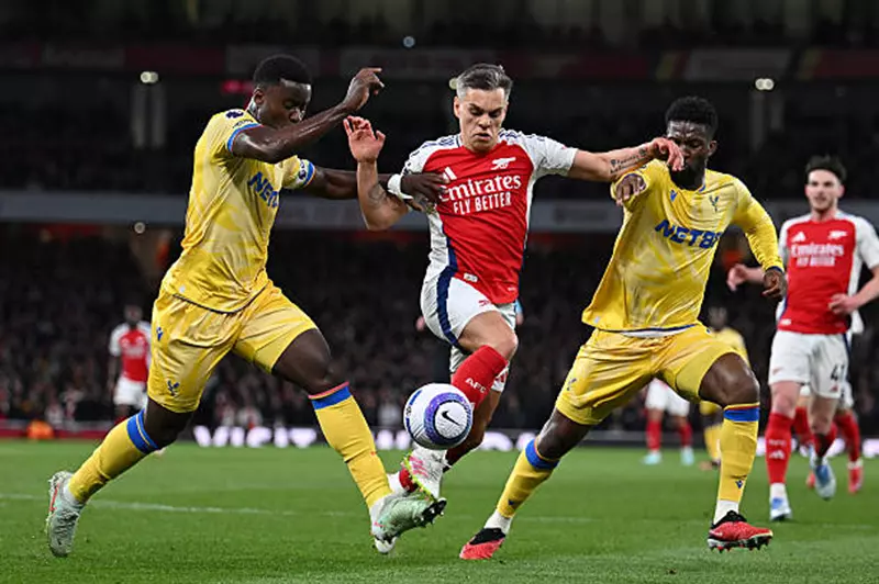 مباشر مباراة أرسنال وكريستال بالاس